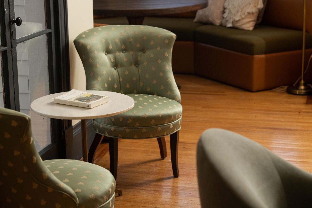 Отель The Constance By The Lenox Collection Экстерьер фото